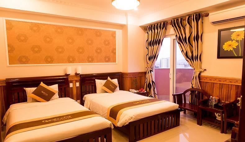 Bien Vang Hotel Дананг Екстериор снимка